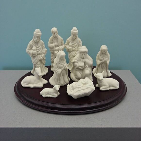 Christmas Jade Collection 11‑Pc Nativity Set – Vintage Figurines, Replacements - Picture 2 of 16